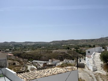 v3072245