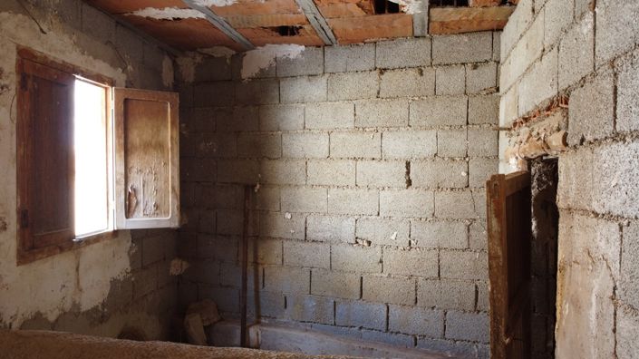 Image No.46-4 Bed Property for sale