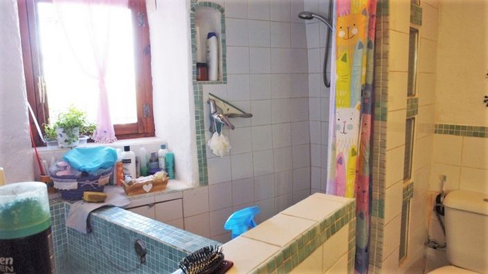 Image No.32-4 Bed House for sale