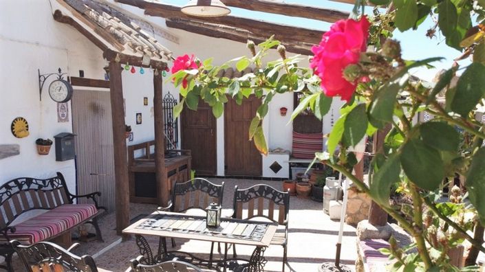 Image No.47-4 Bed House for sale