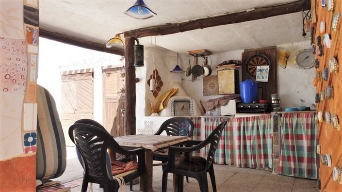 Image No.51-4 Bed House for sale