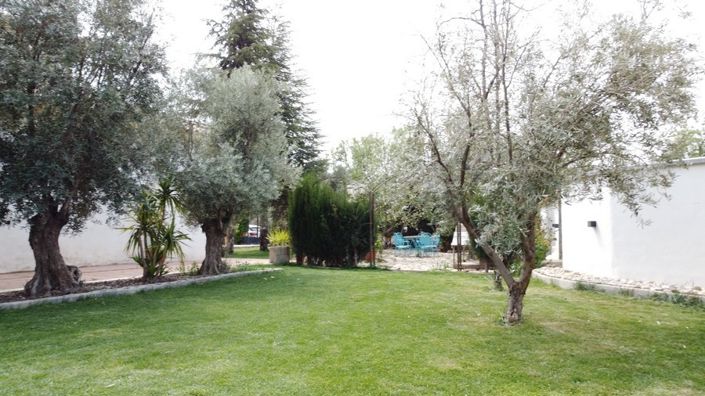 Image No.37-4 Bed Property for sale