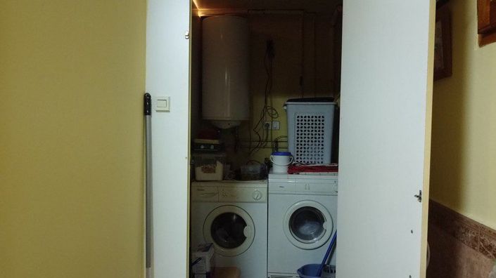 Image No.41-3 Bed Property for sale