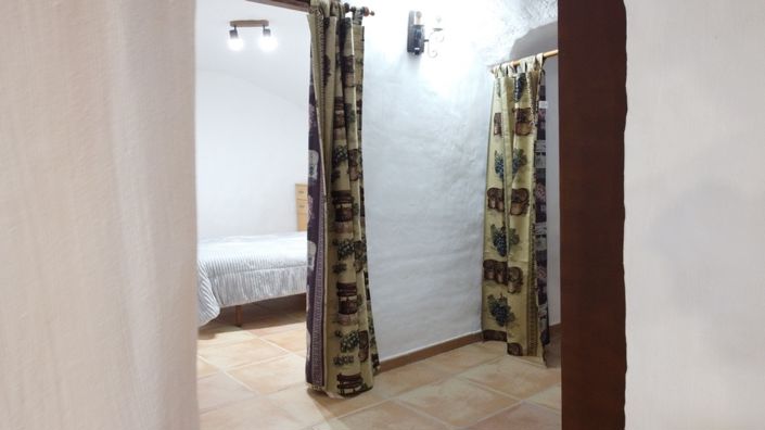 Image No.23-3 Bed House for sale