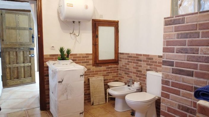 Image No.28-3 Bed House for sale