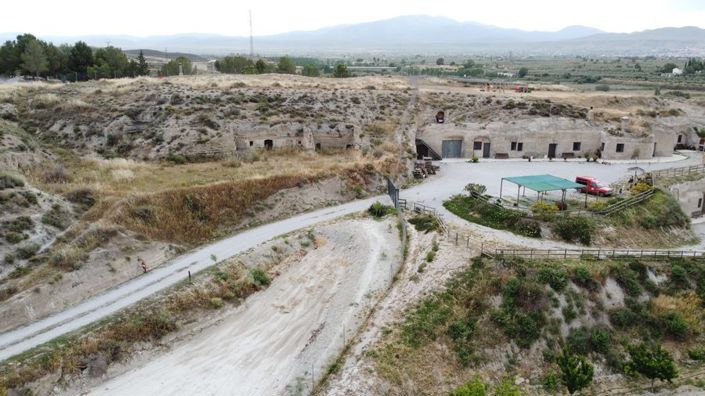 Image No.29-3 Bed House for sale