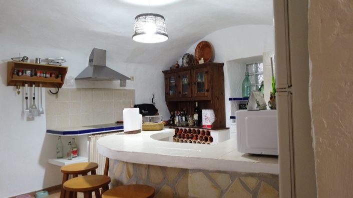 Image No.7-3 Bed House for sale