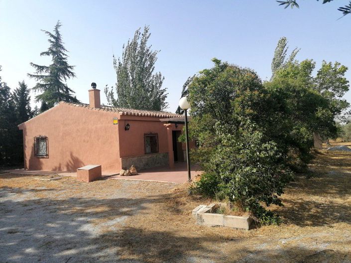 Image No.3-3 Bed Property for sale