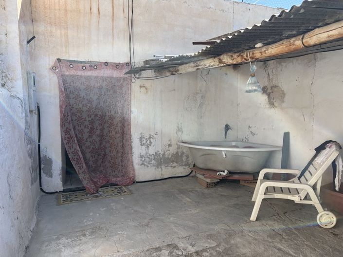 Image No.19-2 Bed House for sale