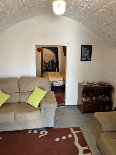 Image No.4-2 Bed House for sale