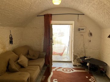v3090253