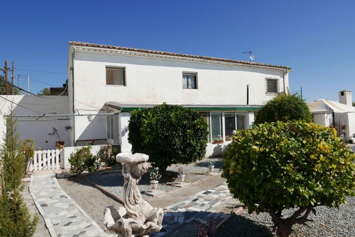 Image No.5-Propriété de 7 chambres à vendre à Baza