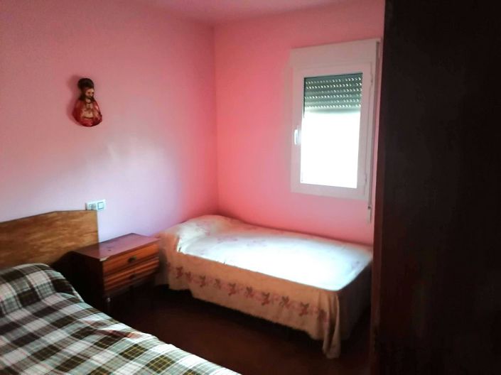 Image No.11-3 Bed Property for sale