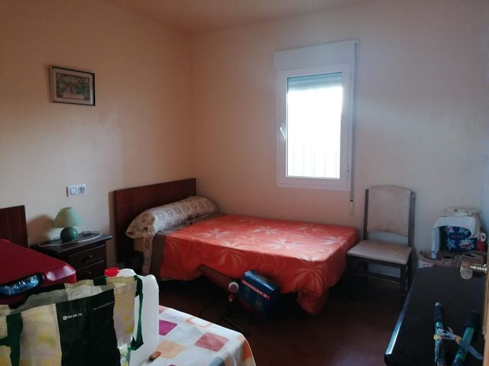 Image No.12-3 Bed Property for sale