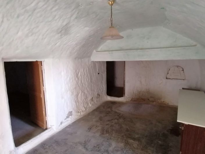 Image No.37-6 Bed House for sale