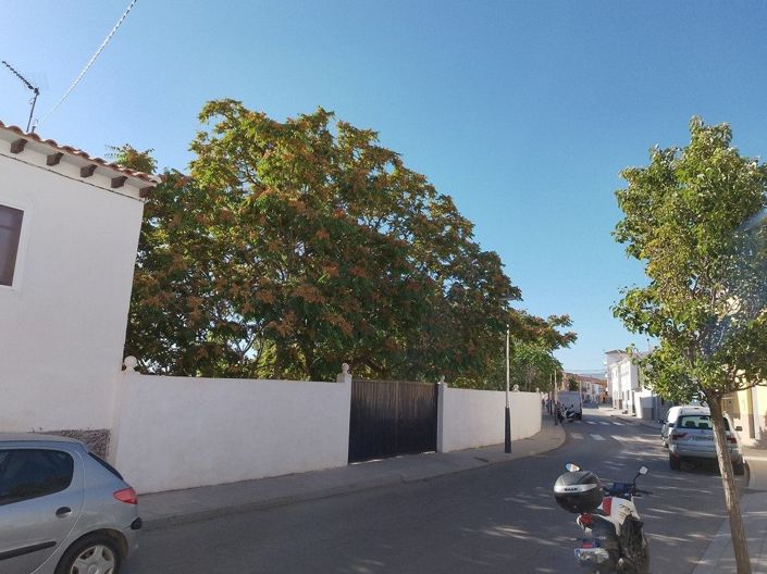 Image No.3-6 Bed Property for sale