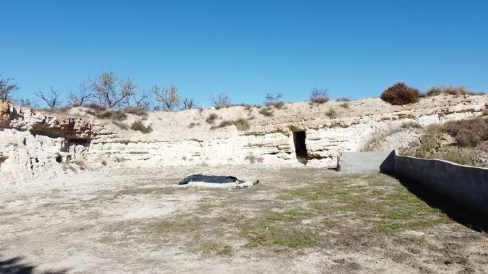 Image No.30-3 Bed House for sale