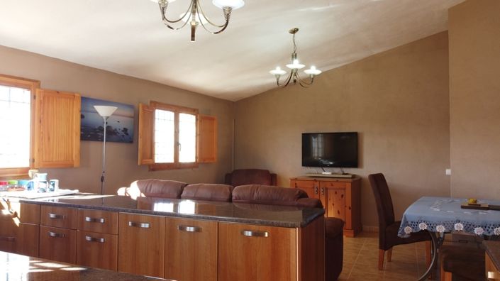 Image No.9-3 Bed House for sale