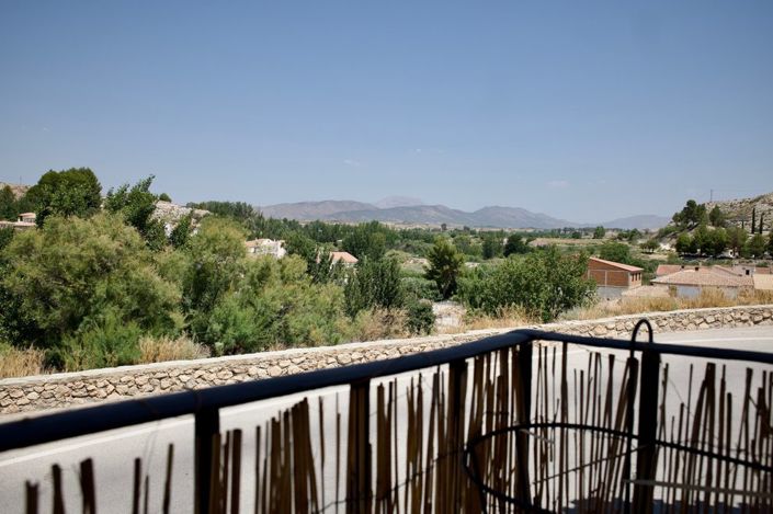 Image No.18-6 Bed Property for sale
