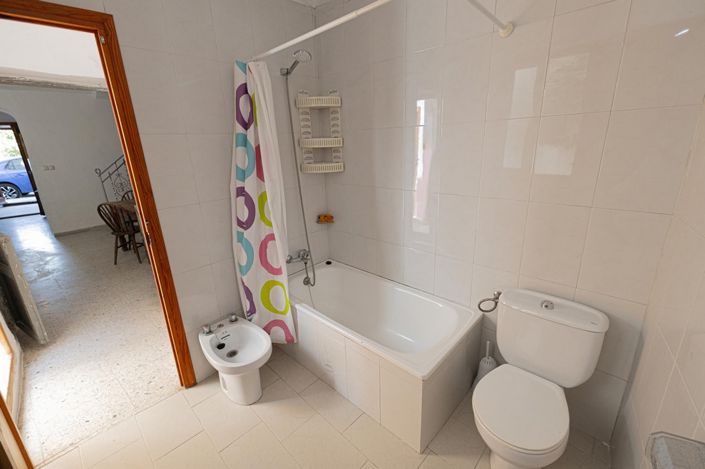 Image No.10-Propriété de 6 chambres à vendre à Galera