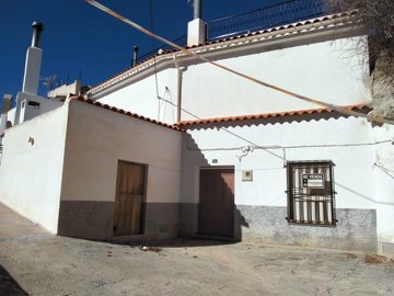 1 - Benamaurel, House