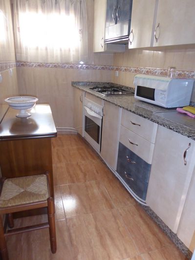 Image No.17-4 Bed House for sale