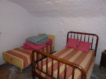 v2938257