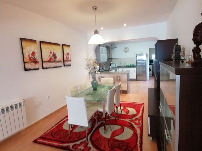 Image No.11-6 Bed Property for sale