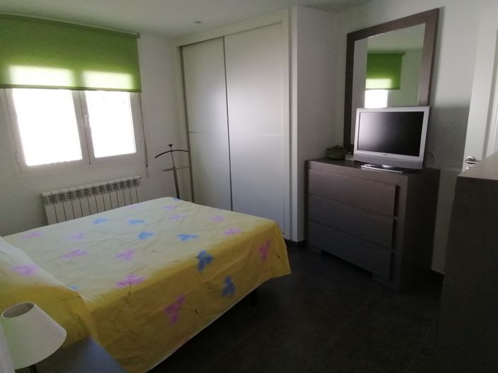 Image No.39-6 Bed Property for sale