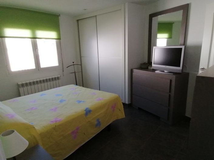 Image No.39-6 Bed Property for sale