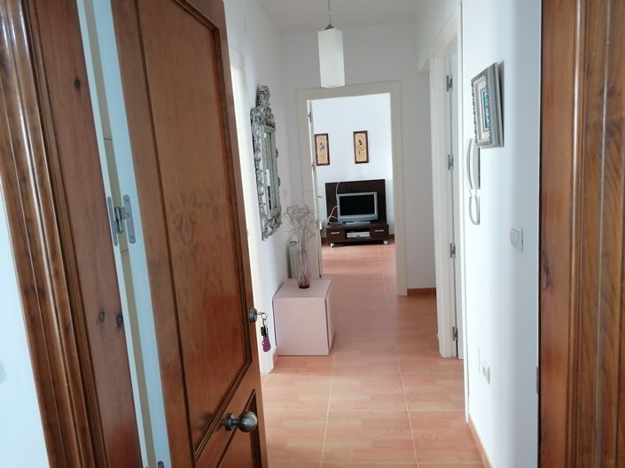 Image No.5-6 Bed Property for sale