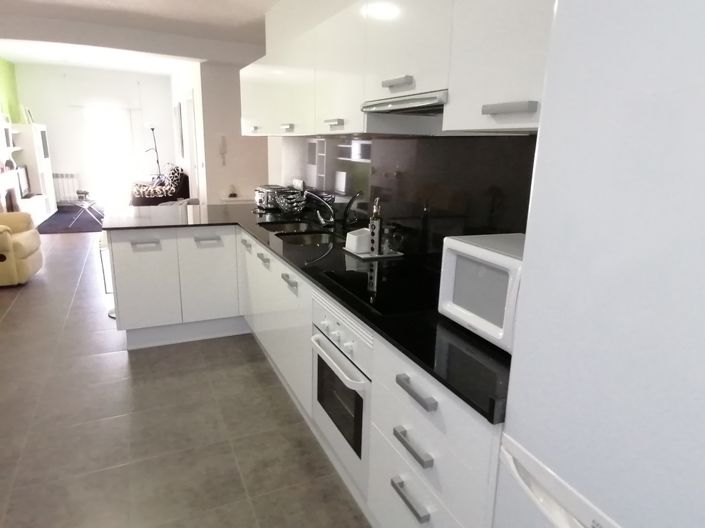 Image No.43-6 Bed Property for sale