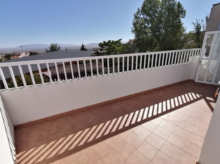 Image No.45-6 Bed Property for sale