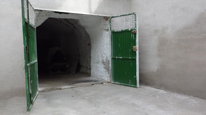 Image No.27-4 Bed House for sale