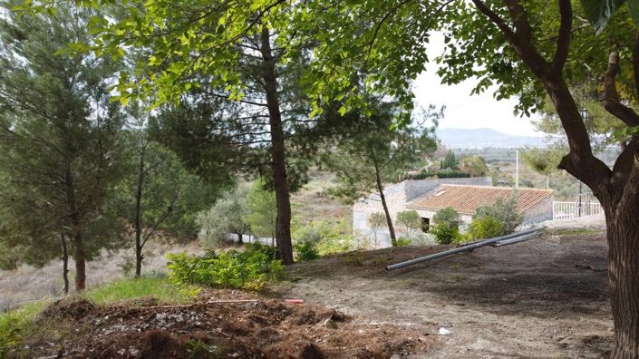 Image No.30-4 Bed House for sale