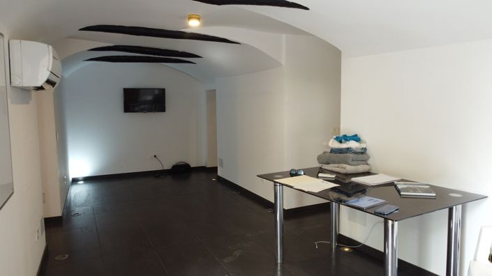 Image No.8-4 Bed House for sale