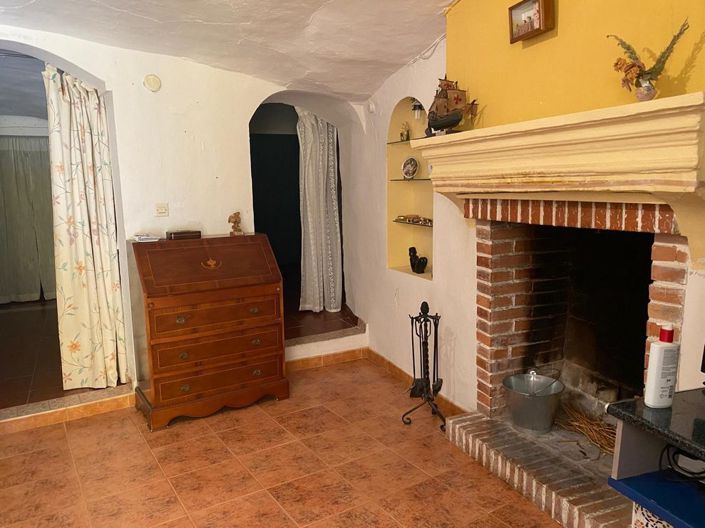 Image No.5-Propriété de 4 chambres à vendre à Cullar
