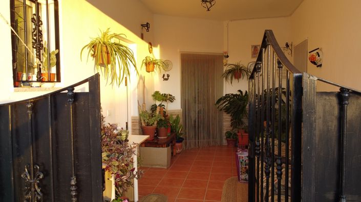 Image No.12-3 Bed House for sale