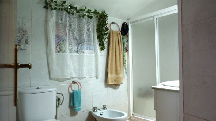 Image No.16-3 Bed House for sale