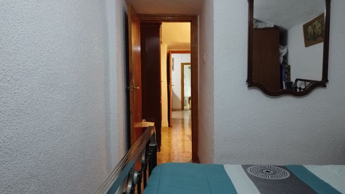 Image No.28-3 Bed House for sale