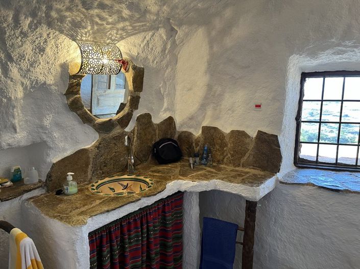 Image No.23-3 Bed House for sale