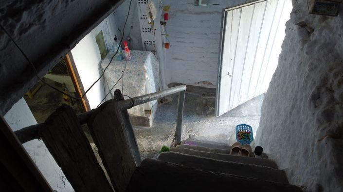 Image No.35-4 Bed House for sale