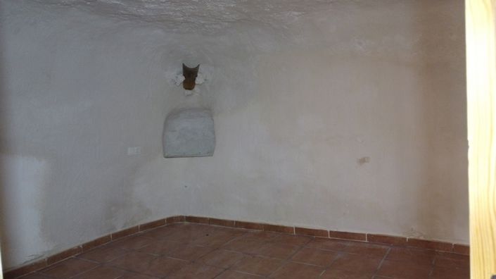 Image No.21-House for sale