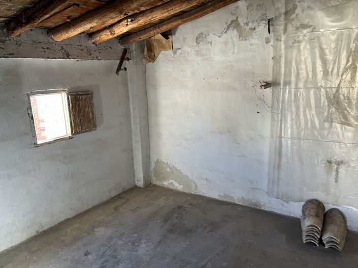 Image No.26-3 Bed Property for sale