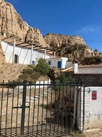 v3060-cueva-guadix-001