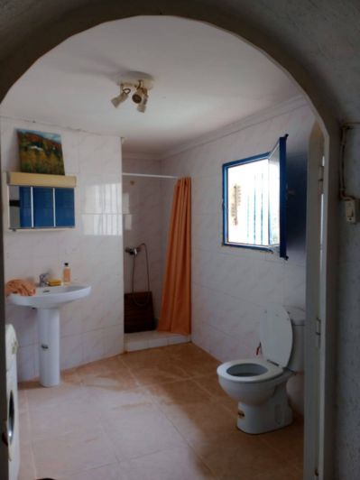 Image No.17-7 Bed Property for sale