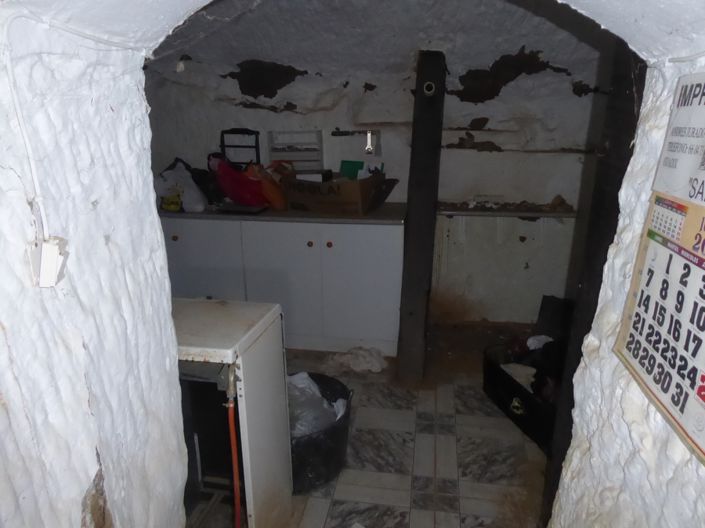 Image No.22-7 Bed House for sale