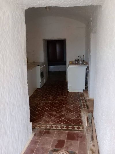 Image No.31-7 Bed Property for sale