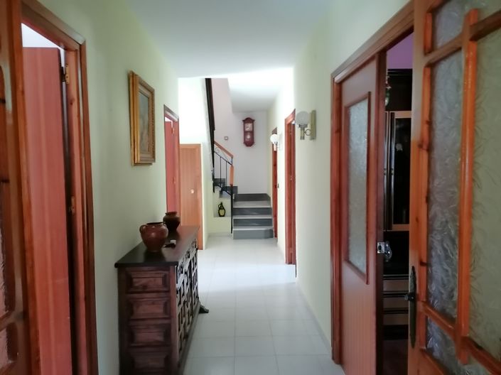 Image No.9-8 Bed Cortijo for sale