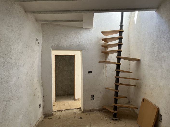 Image No.46-Maison de 8 chambres à vendre à Baza